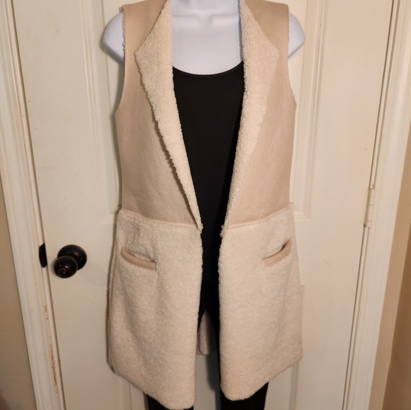 YAYA woman's beige faux suede/wool long vest size 36 or XS/S - Picture 3 of 8